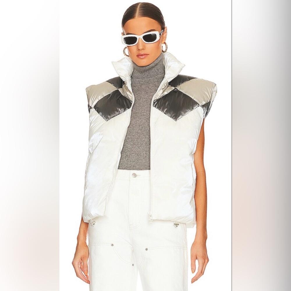 EAVES Margot Puffer Vest Full Zip Ivory & Slate Gray (NWT) Revolve Women's XS